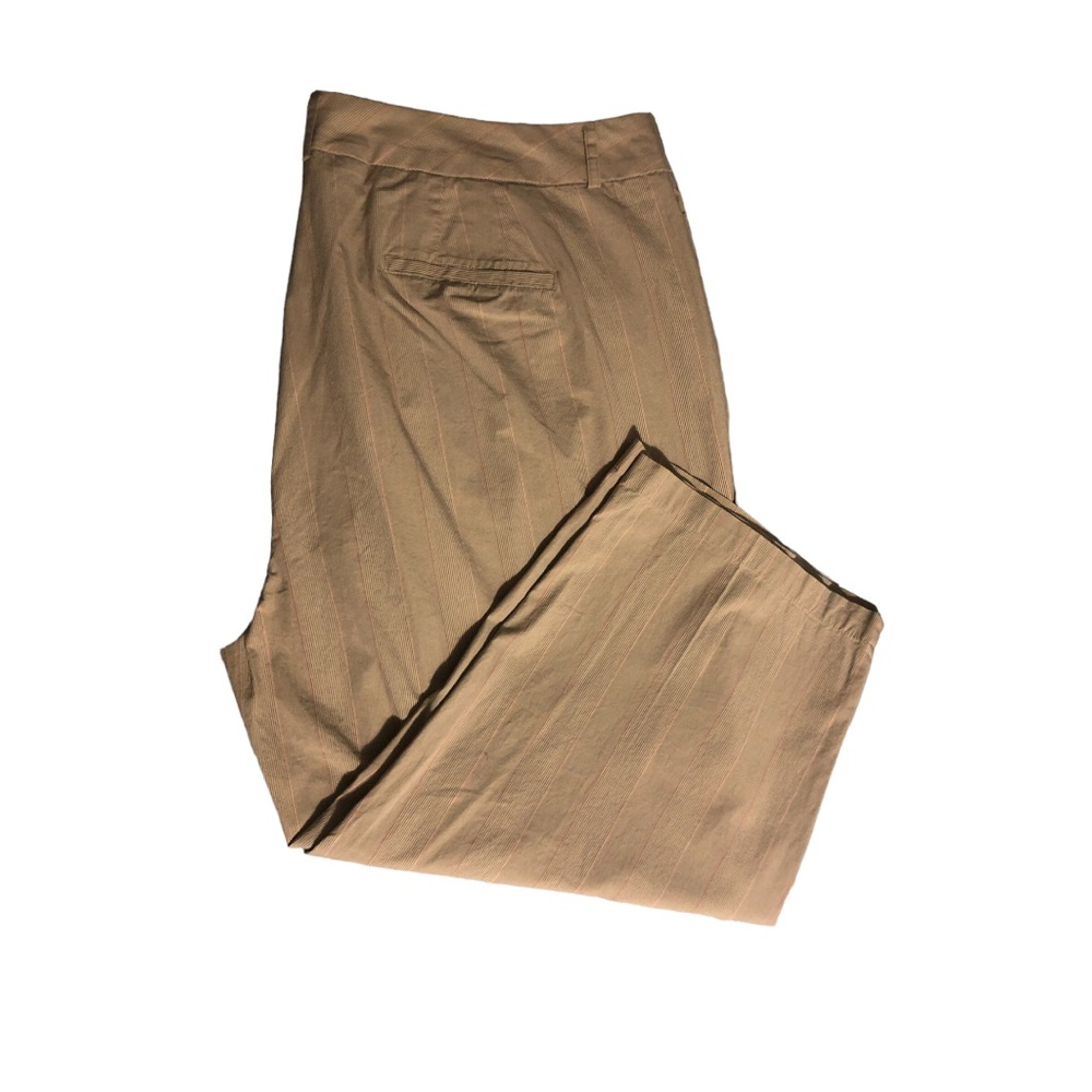 Used Women’s Dockers plus size metro capri Sz 22W